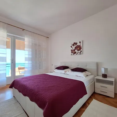 Daniela * Crikvenica