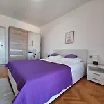 Daniela *